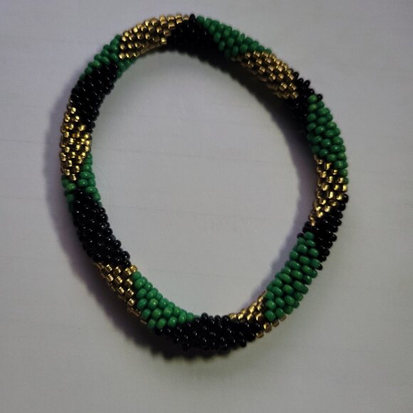 Gold, Green, and Black Beaded Bracelet - Picture 1 of 1